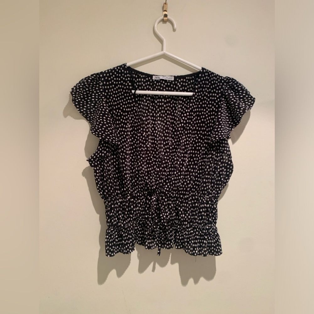 Zara Polkadot top NEW Flutter Sleeve Peplum Top Smocked